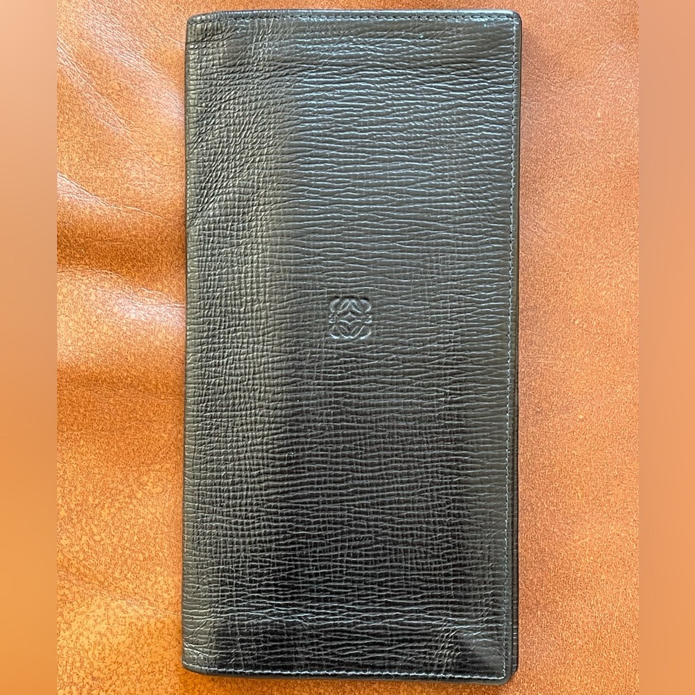 100% Authentic, Vintage, LOEWE, Nappa Leather, Long Bifold Wallet, Preloved 😻🖤